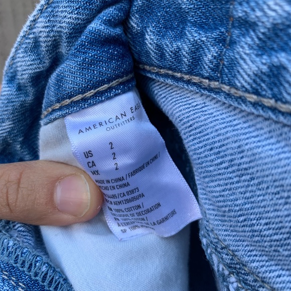 American Eagle Mom Shorts - Picture 5 of 5